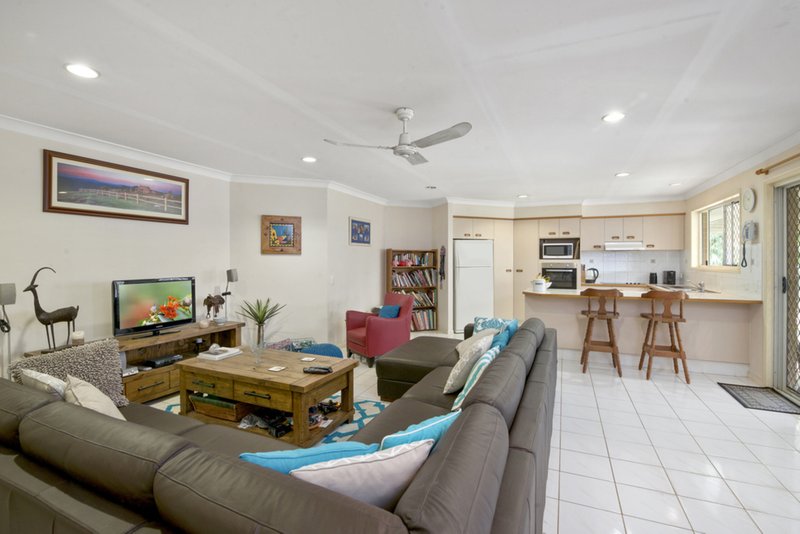 Photo - 28 Cannon Drive, Currumbin Waters QLD 4223 - Image 3