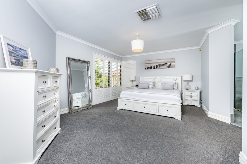 Photo - 28 Cardiff Gate, Iluka WA 6028 - Image 17