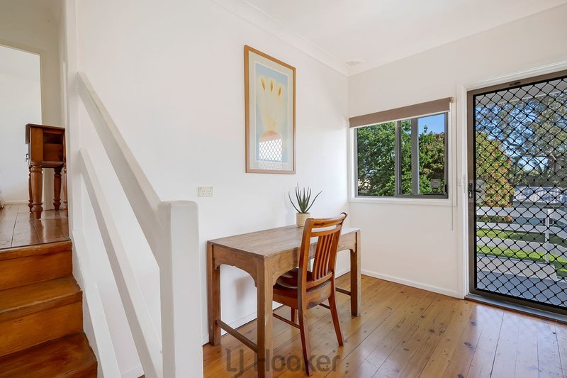 Photo - 28 Carlisle Row, Fishing Point NSW 2283 - Image 7