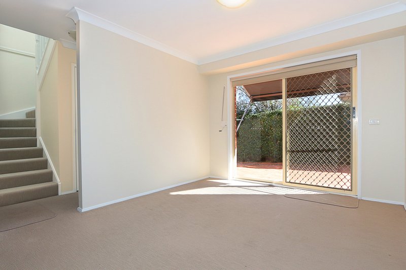 Photo - 2/8 Carrol Court, Menai NSW 2234 - Image 3