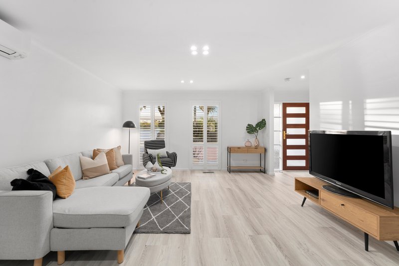 Photo - 28 Carroll Road, Oakleigh South VIC 3167 - Image 2