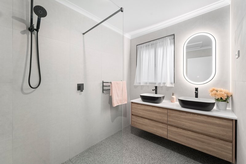 Photo - 28 Carroll Road, Oakleigh South VIC 3167 - Image 11