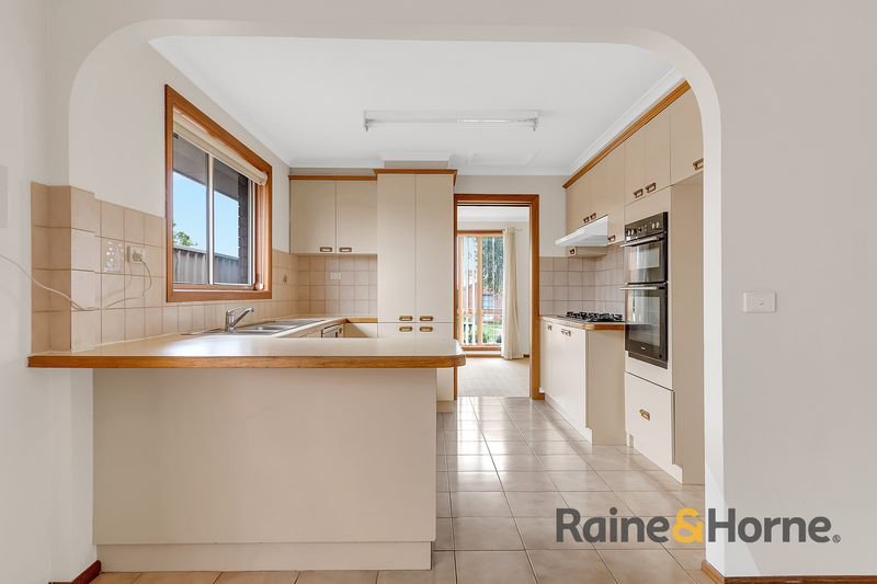 Photo - 28 Cassinia Crescent, Meadow Heights VIC 3048 - Image 10