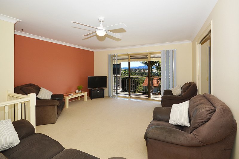 Photo - 28 Castlecrag Avenue, Banora Point NSW 2486 - Image 7