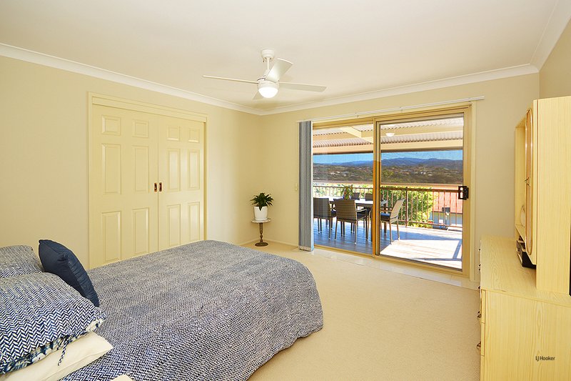 Photo - 28 Castlecrag Avenue, Banora Point NSW 2486 - Image 10