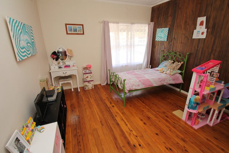 Photo - 28 Centre Street, Quirindi NSW 2343 - Image 9