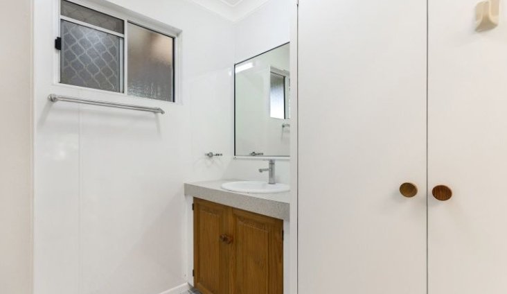 Photo - 2/8 Chantilly Court, Rasmussen QLD 4815 - Image 5