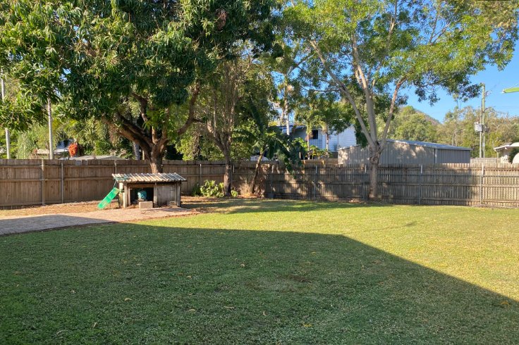 Photo - 2/8 Chantilly Court, Rasmussen QLD 4815 - Image 8