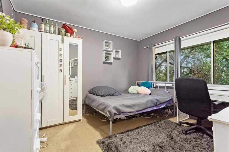 Photo - 28 Chaplin Street, Stafford Heights QLD 4053 - Image 6