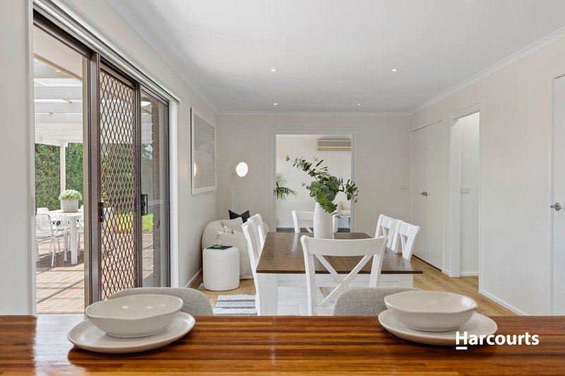 Photo - 28 Chaucer Street, Hamlyn Heights VIC 3215 - Image 16