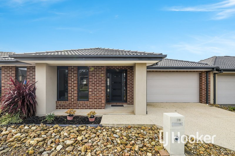 28 Chesney Circuit, Clyde VIC 3978