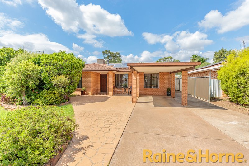 28 Chifley Drive, Dubbo NSW 2830