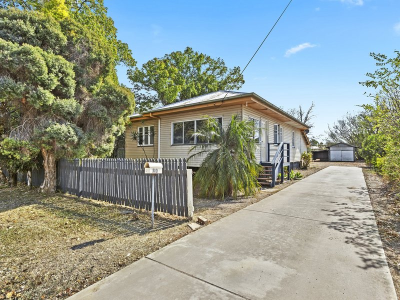 28 Church Street, Forest Hill QLD 4342