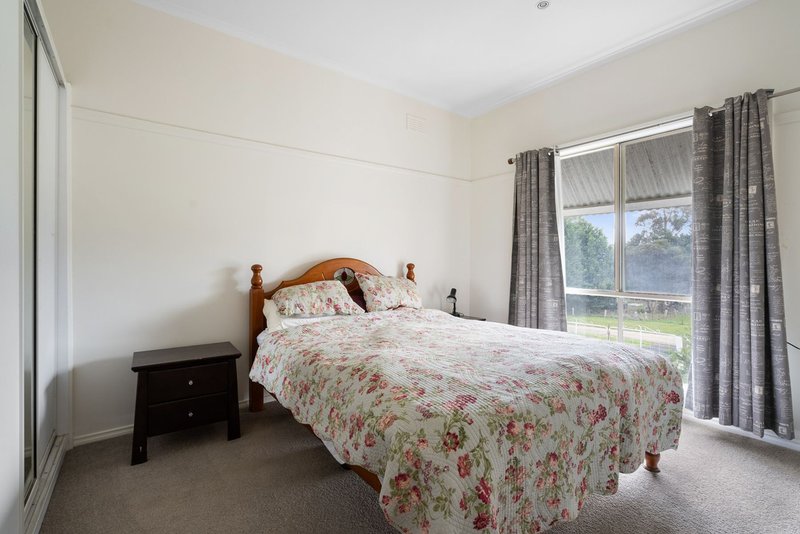 Photo - 28 Church Street, Mount Egerton VIC 3352 - Image 12