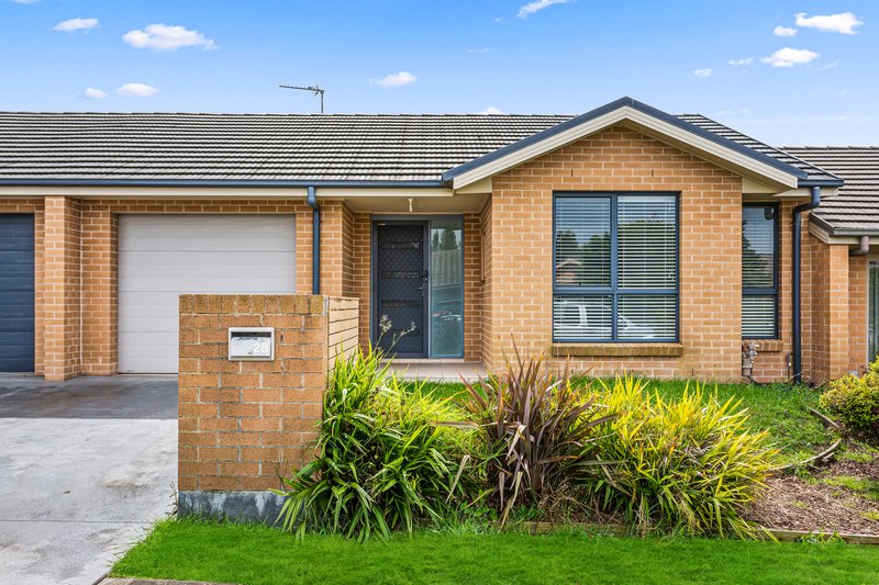 28 Churchill Circuit, Barrack Heights NSW 2528