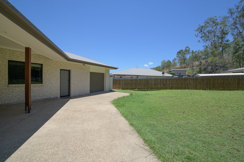 Photo - 28 Clarendon Street, Clinton QLD 4680 - Image 4