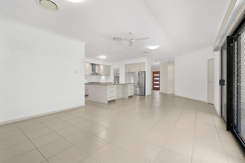 Photo - 28 Clarendon Street, Clinton QLD 4680 - Image 26