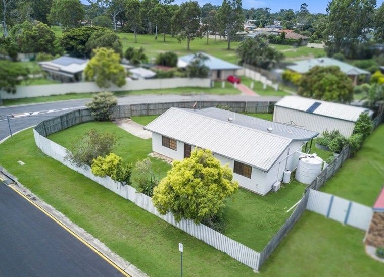 Photo - 28 Claverton Drive, Deception Bay QLD 4508 - Image 10