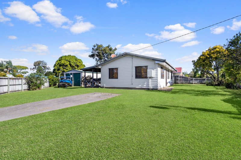 Photo - 28 Claverton Drive, Deception Bay QLD 4508 - Image 11