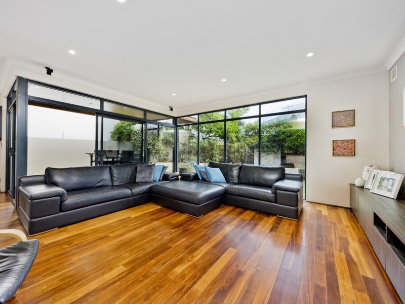 Photo - 28 Claverton Street, North Perth WA 6006 - Image 6