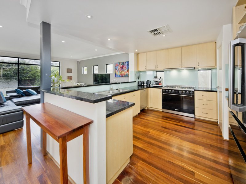 Photo - 28 Claverton Street, North Perth WA 6006 - Image 11