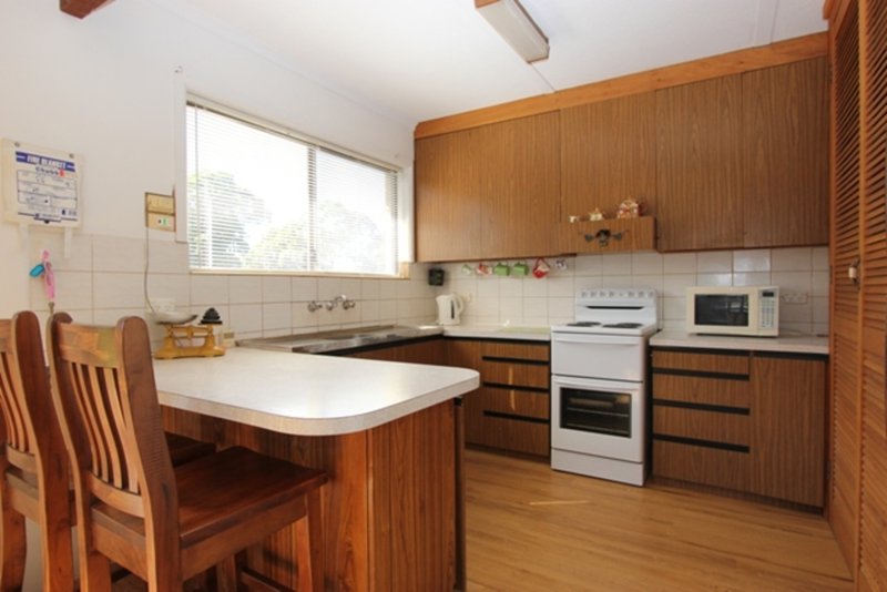 Photo - 28 Cleeland Street, Newhaven VIC 3925 - Image 4