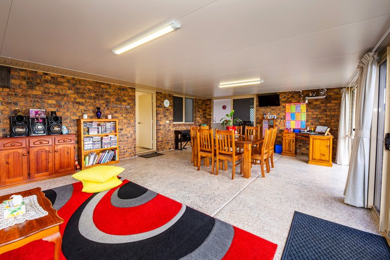 Photo - 28 Clydesdale Avenue, Branyan QLD 4670 - Image 15