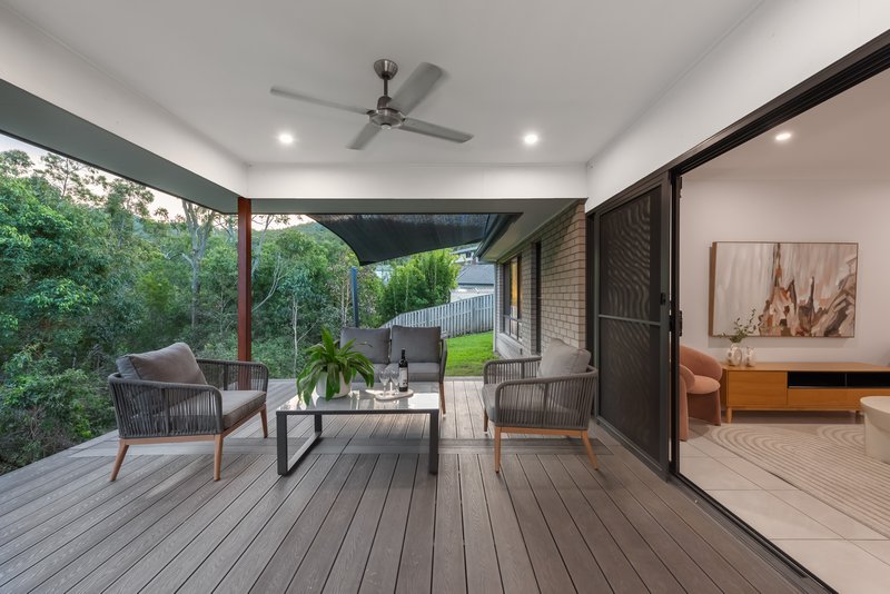 Photo - 28 Coachella Crescent, Upper Coomera QLD 4209 - Image 4