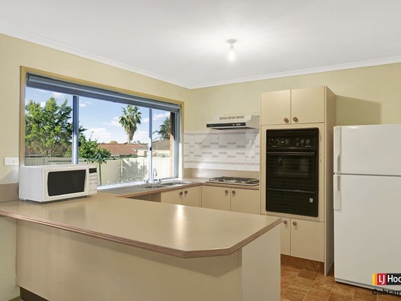 Photo - 28 Columbus Avenue, St Clair NSW 2759 - Image 2