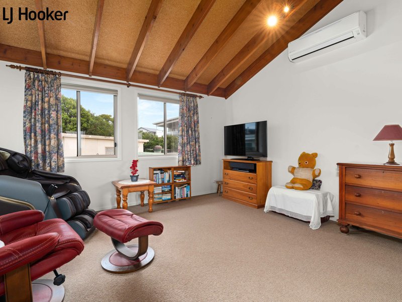 Photo - 28 Comarong Street, Greenwell Point NSW 2540 - Image 16