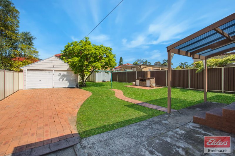 Photo - 28 Como Road, Greenacre NSW 2190 - Image 5