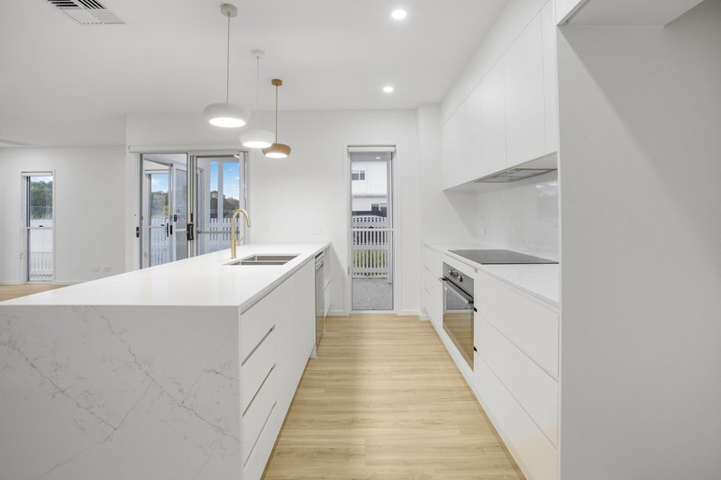 Photo - 2/8 Conifer Crescent, Palmview QLD 4553 - Image 5