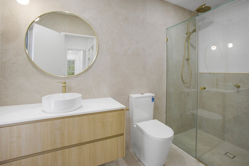 Photo - 2/8 Conifer Crescent, Palmview QLD 4553 - Image 17