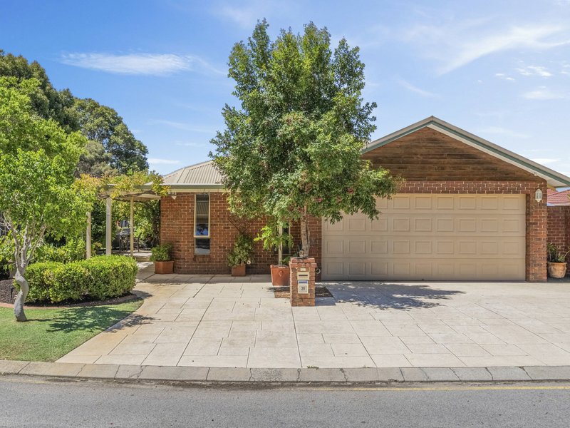 Photo - 28 Connaught Gardens, Canning Vale WA 6155 - Image 1
