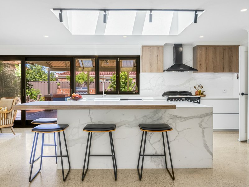 Photo - 28 Connaught Gardens, Canning Vale WA 6155 - Image 8