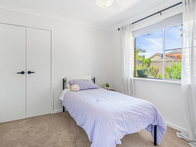 Photo - 28 Connaught Gardens, Canning Vale WA 6155 - Image 19