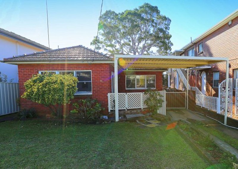 28 Cooeeyana Parade, Mount Lewis NSW 2190