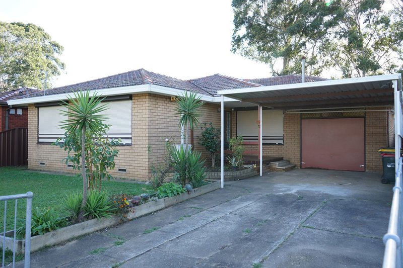 28 Cooyong Crescent, Toongabbie NSW 2146