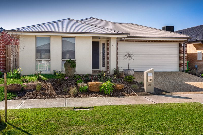 28 Copper Beech Road, Beaconsfield VIC 3807