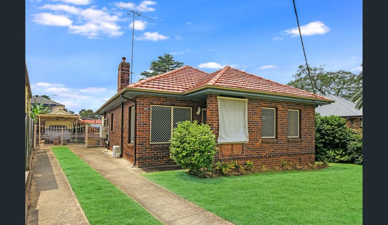 28 Cotswold Street, Westmead NSW 2145