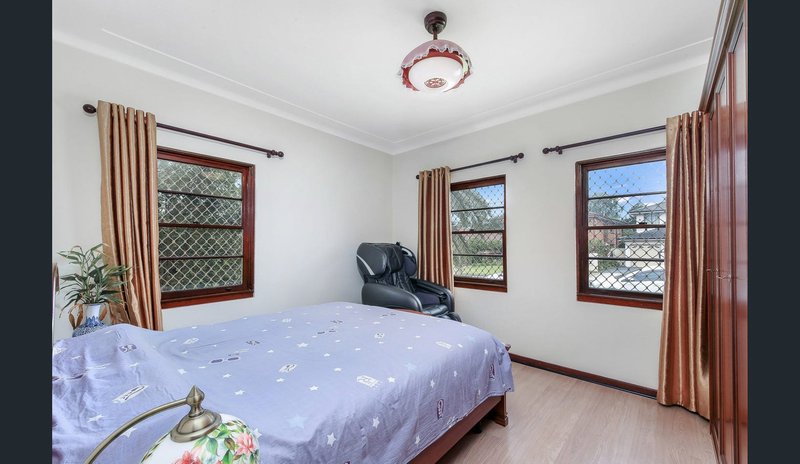 Photo - 28 Cotswold Street, Westmead NSW 2145 - Image 8