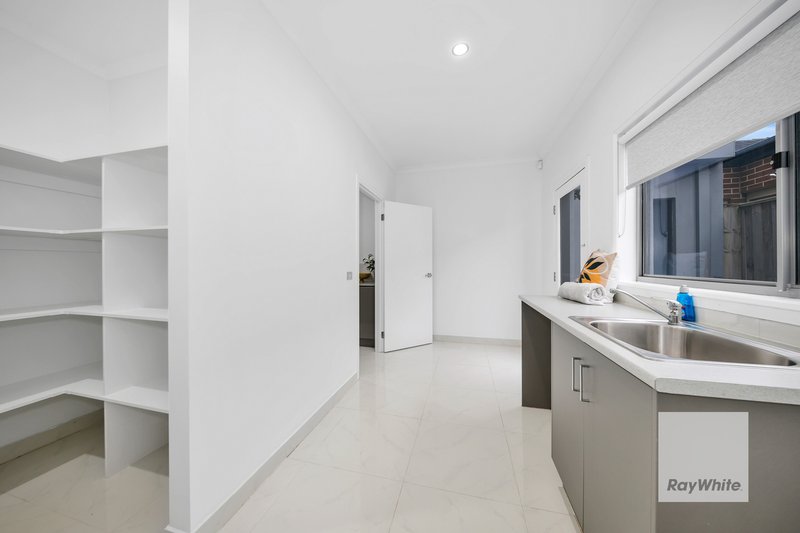 Photo - 28 Cottesloe Parade, Taylors Hill VIC 3037 - Image 25