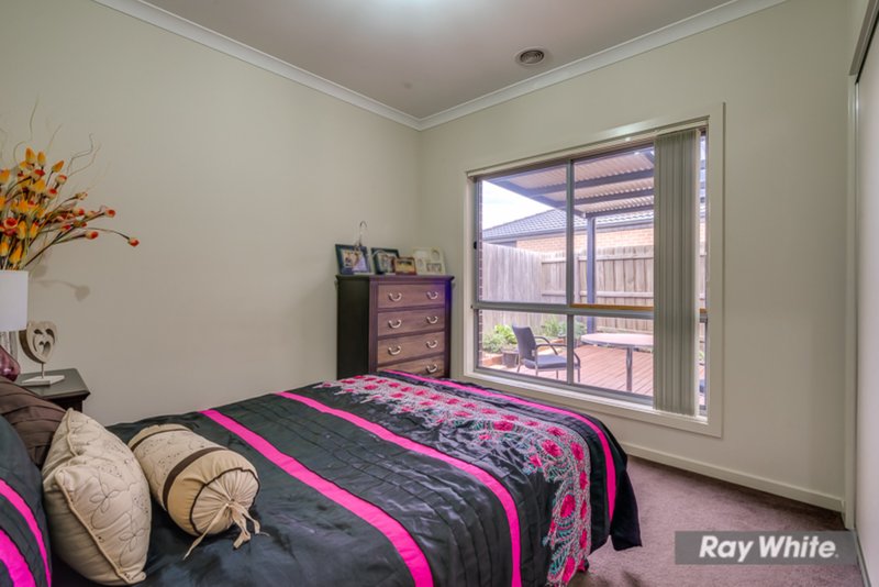 Photo - 2/8 Craig Close, Truganina VIC 3029 - Image 13