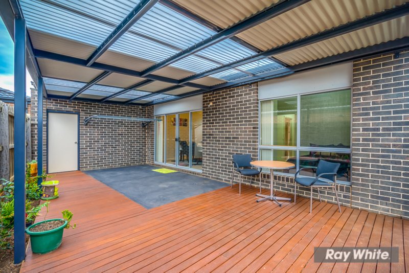 Photo - 2/8 Craig Close, Truganina VIC 3029 - Image 14