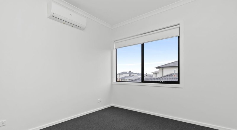 Photo - 28 Creek Esplanade, Donnybrook VIC 3064 - Image 13