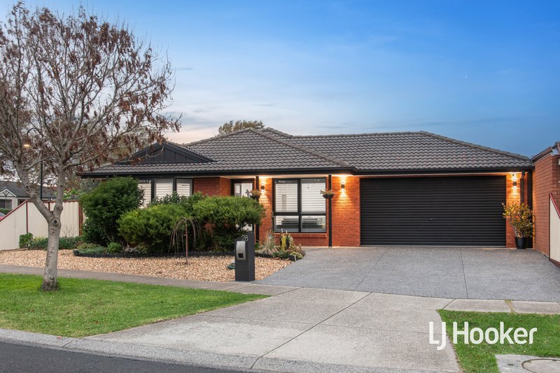 Photo - 28 Creswick Drive, Point Cook VIC 3030 - Image 1
