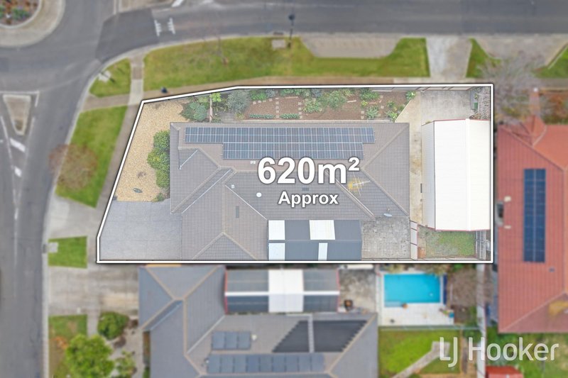 Photo - 28 Creswick Drive, Point Cook VIC 3030 - Image 25