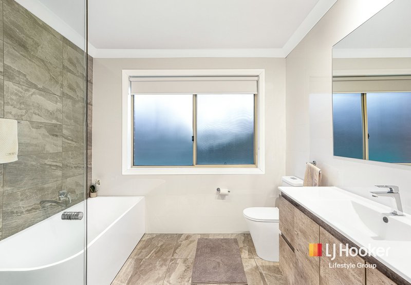 Photo - 28 Culverston Avenue, Denham Court NSW 2565 - Image 12