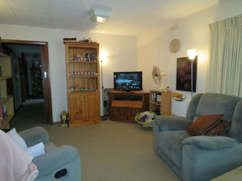 Photo - 28 Cumming Street, Paynesville VIC 3880 - Image 5