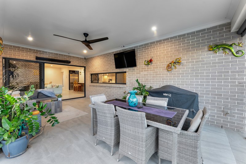 Photo - 28 Cusack Street, Mango Hill QLD 4509 - Image 11